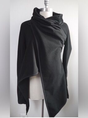 Lululemon Presence Of Mind Jacket Black Women's Size 4